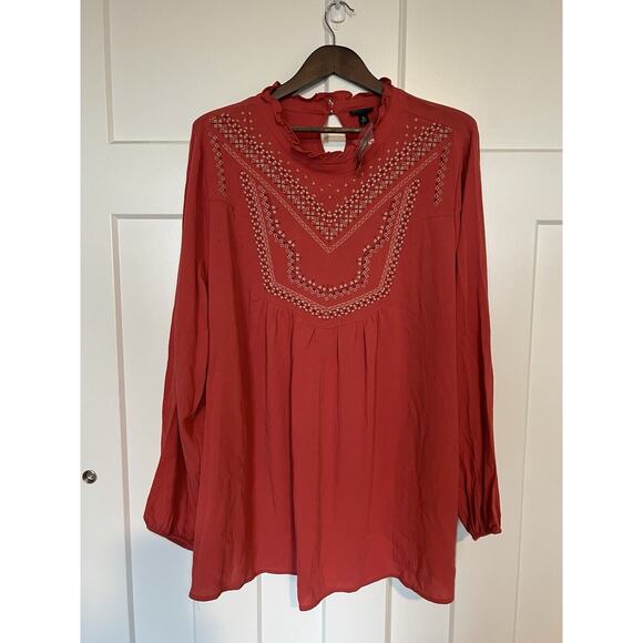 Torrid Women's Blouse 4XL Crinkle Gauze Relaxed Embroidered (Women's 26) NWT! - Picture 1 of 9